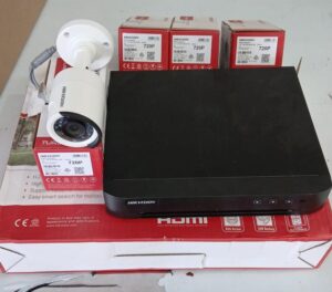 Kit de 4 Camaras de Seguridad con Dvr 4ch Hikvision / Seminuevo