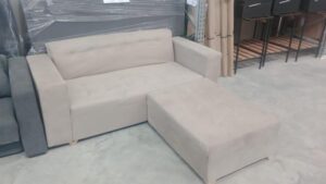 Sofa Denver tres cuerpos con camastro color beige / Usado 1