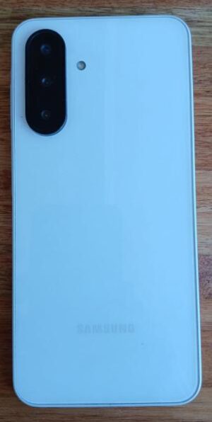 Alternative view of Celular Samsung Galaxy A26 256GB 8GB Blanco / Usado