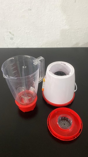 Alternative view of Licuadora De 4 Velocidades Eiffel E-221 #USADO