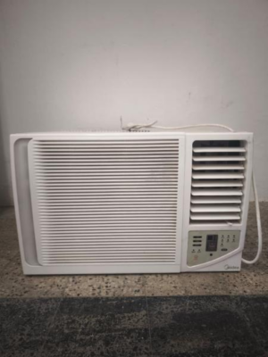 Aire de Ventana Midea Mvf12cfn81f Color Blanco #USADO
