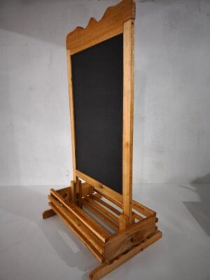 Alternative view of Cartel Pizarra