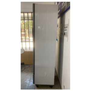 Alternative view of Exhibidora vertical BRIKET Master 5000 501L / Usado