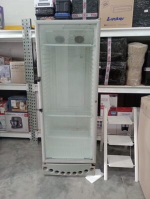 Alternative view of Exhibidora vertical BRIKET Master 4300 417L / Usado