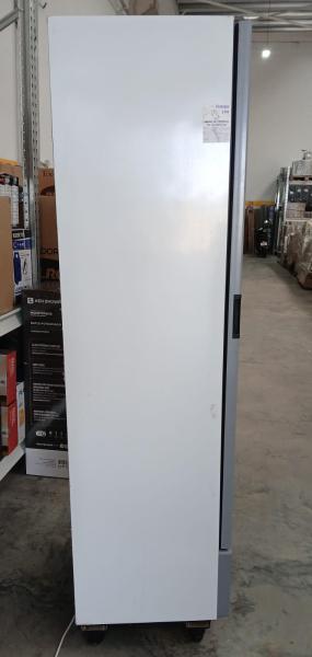 Alternative view of Exhibidora vertical BRIKET master 5000 BC (-4°C) 501L / Usado