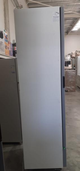 Alternative view of Exhibidora vertical BRIKET master 5000 BC (-4°C) 501L / Usado