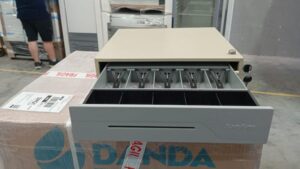 Gaveta 5 Div. LIPARI color marfil C141 / Usado