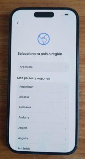Alternative view of Celular iPhone 16 128 GB 5G Negro bateria al 92% / Usado
