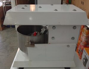 Alternative view of Batidora Amasadora Planetaria ZEILER 1 Vel. 5 Lts. 1/2 HP C882 / Usado