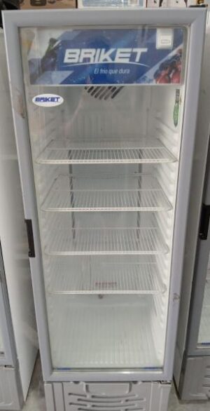 Alternative view of Exhibidora Vertical BRIKET Master 3000 293 litros / Usado