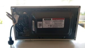 Alternative view of Microondas BGH Tramontina Glass Cook 20L color Silver/Negro / Seminuevo