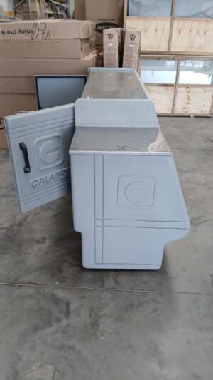 Alternative view of Vitrina upsala CALABRO con bajada de 1,90m / Usado