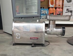 Picadora De Carne Eléctrica Cibeles Acero Inoxidable C-32 / Seminuevo