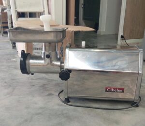 Alternative view of Picadora De Carne Eléctrica Cibeles Acero Inoxidable C-32 / Seminuevo