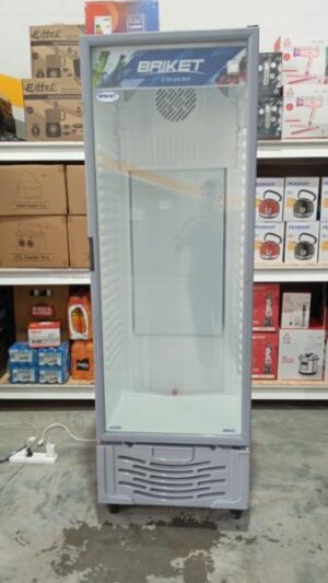 Exhibidora vertical BRIKET Master 5000 501L / Usado