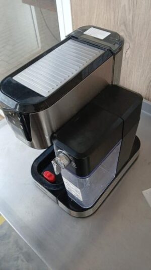 Alternative view of Cafetera Expresso YELMO acero inoxidable CE5119 / Usado