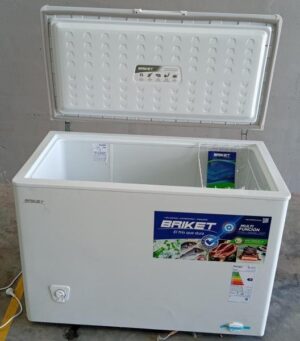 Alternative view of Freezer Horizontal BRIKET FR3300 295L / Seminuevo