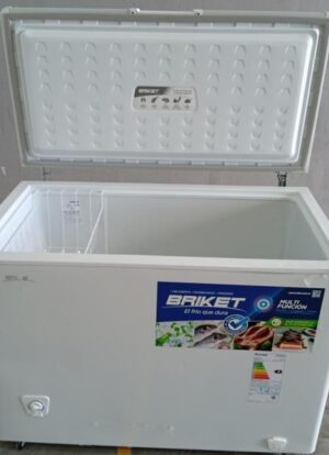Alternative view of Freezer Horizontal BRIKET FR3300 295L / Usado