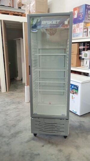 Exhibidora vertical BRIKET Master 4300 417L / Usada