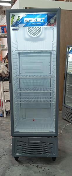 Exhibidora vertical Briket Master 4300 417 L puerta triple vidrio / Outlet