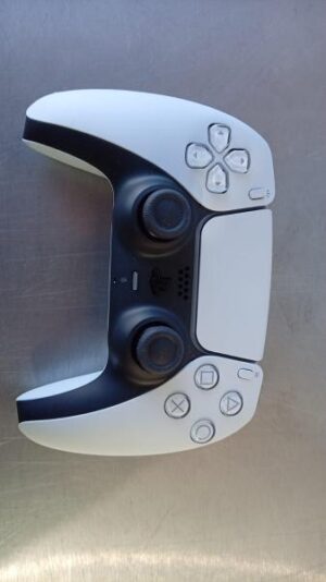 Alternative view of Consola Sony Playstation 5 1 TB Digital 16 GB RAM / Usado seleccionado