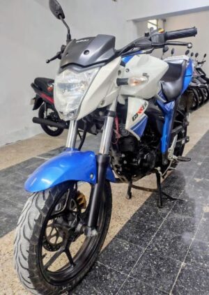 Alternative view of Suzuki Gixxer 150 15599Km / Usado