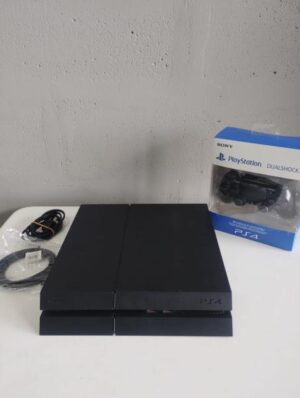 Consola Sony PlayStation 4 con 1 joystick /  Usada