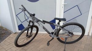 Bicicleta HEADWAY ZX 2.9 29" 21v aluminio gris y negra / Usado